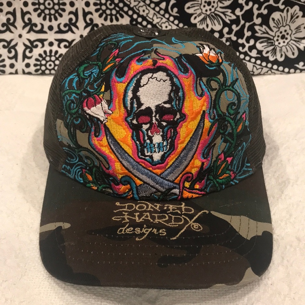 Vintage NEW Ed Hardy by Christian Audigier CAMO Skull Love Kills Trucker Hat